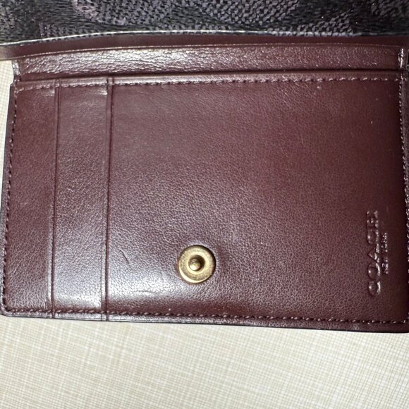 brand new coach card holder - Picture 2 of 3